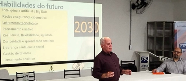 Vice-presidente participa de Semana Acadêmica cursos de Administração e Ciências Contábeis na UEMG