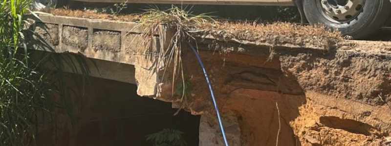 Evandro da Ambulância pede providências em relação a ponte com risco estrutural na MG-260, ao lado da COPASA